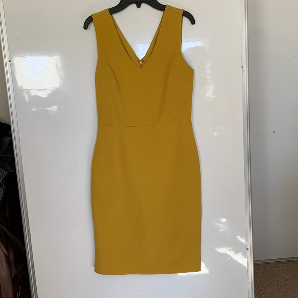 Banana Republic yellow sleeveless dress
